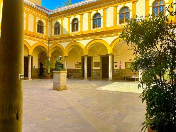 facultad derecho Granada